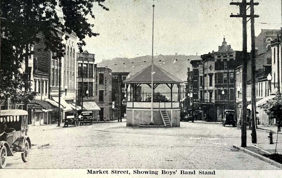 Band Stand